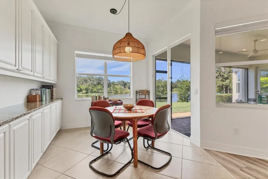 8284 Barton Farms Boulevard Sarasota FL 34240