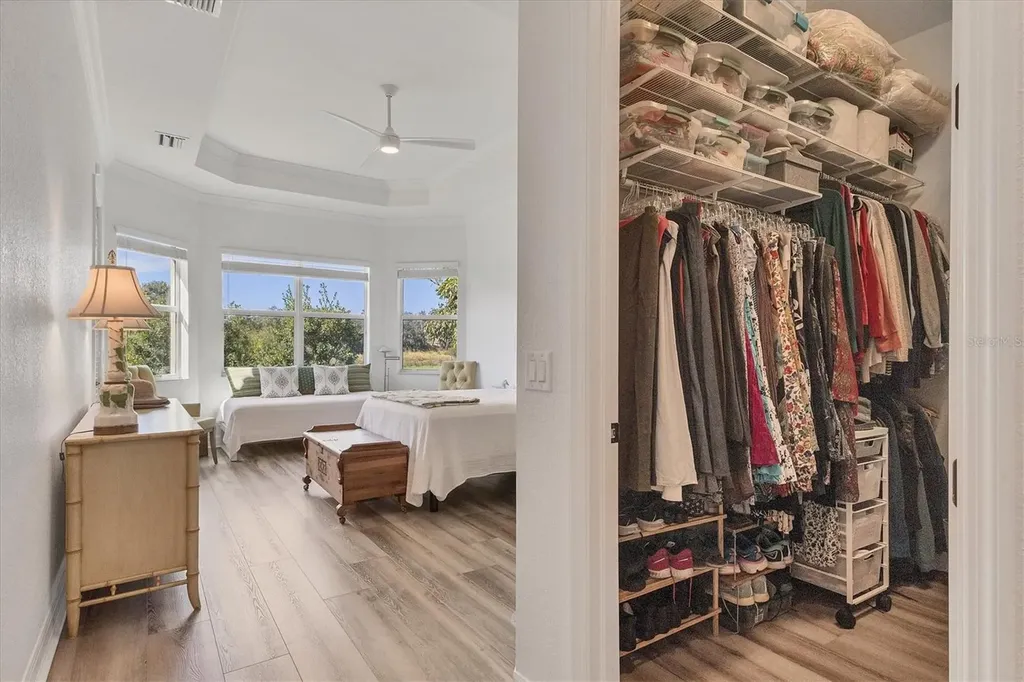 8284 Barton Farms Boulevard Sarasota FL 34240