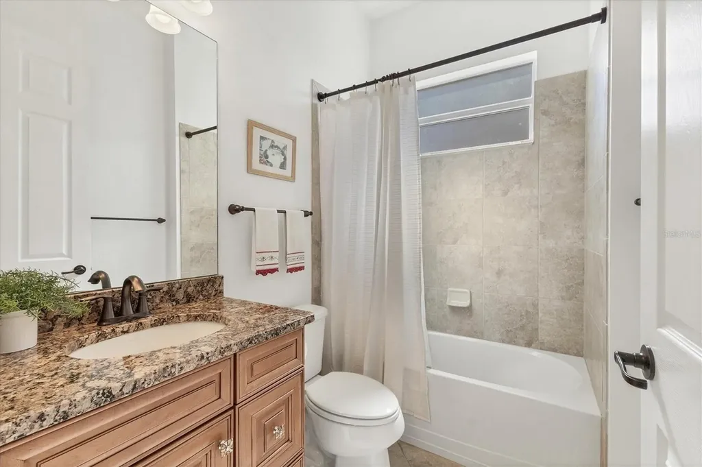 8284 Barton Farms Boulevard Sarasota FL 34240