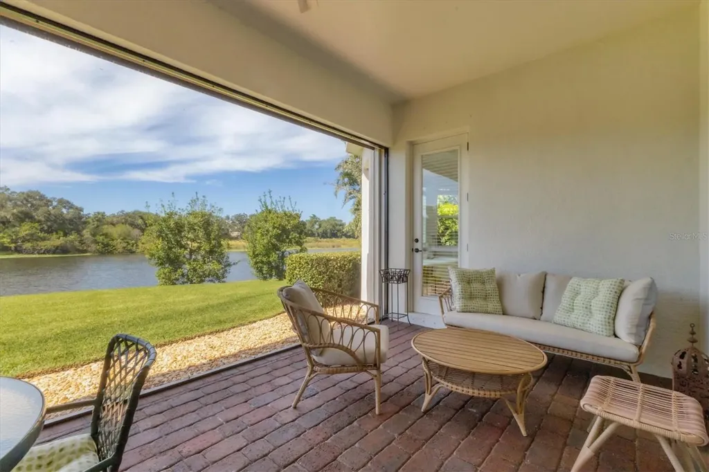 8284 Barton Farms Boulevard Sarasota FL 34240
