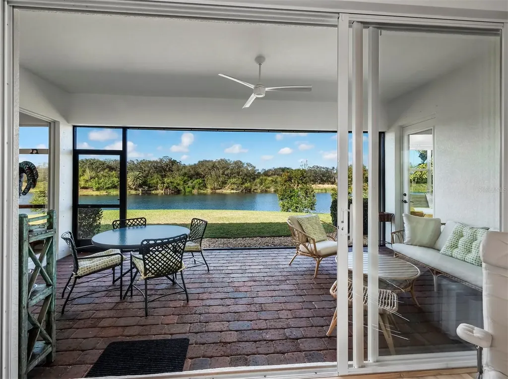 8284 Barton Farms Boulevard Sarasota FL 34240