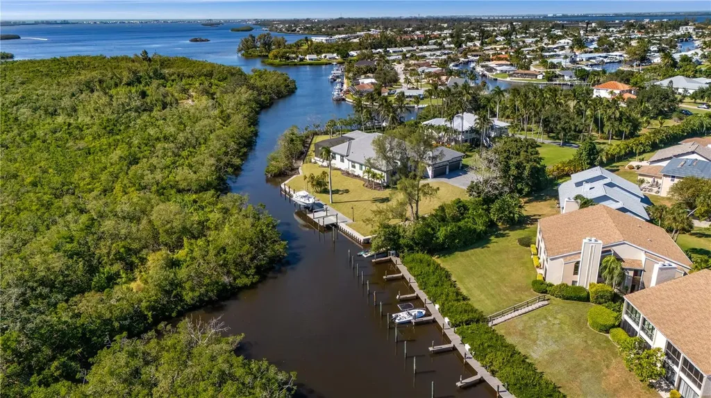 8730 54th Avenue W Bradenton FL 34210