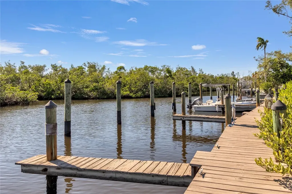 8730 54th Avenue W Bradenton FL 34210