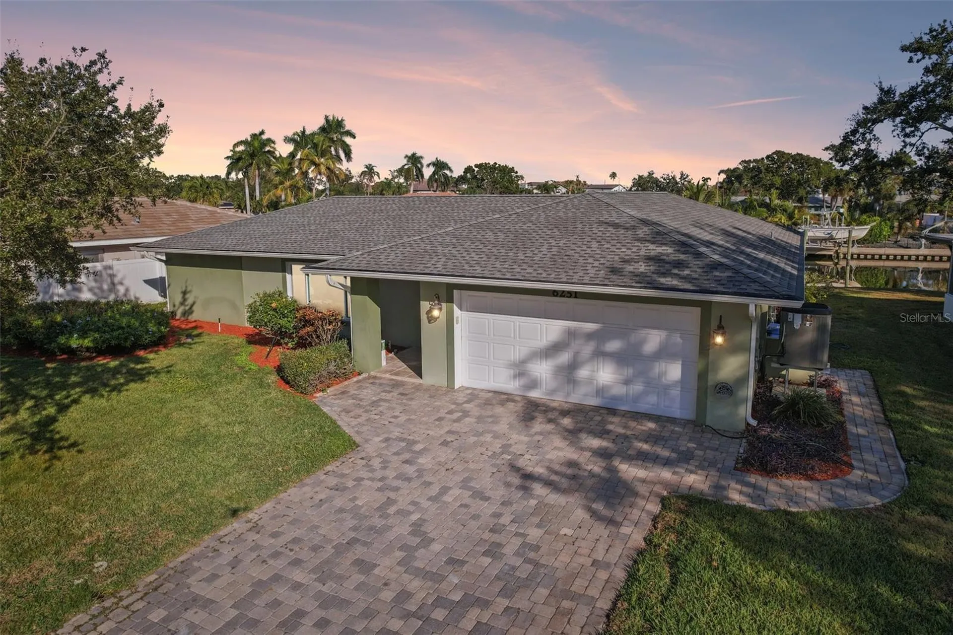 6251 18th Street NE St Petersburg FL 33702