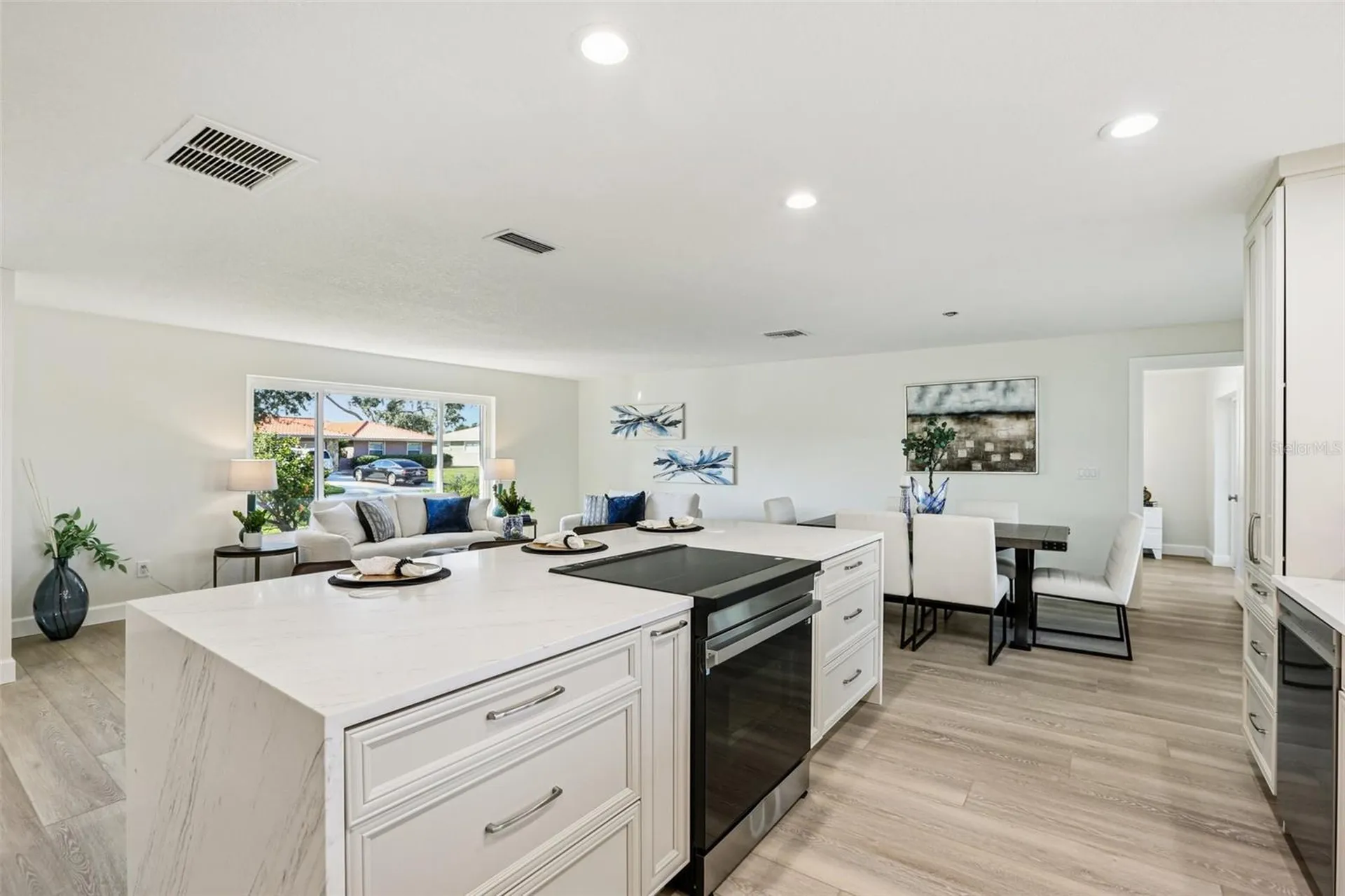 6251 18th Street NE St Petersburg FL 33702