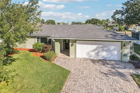 6251 18th Street NE St Petersburg FL 33702
