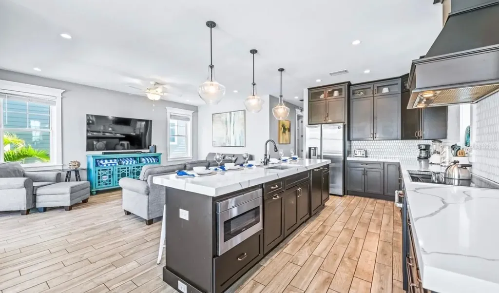 401 20th Place Bradenton Beach FL 34217