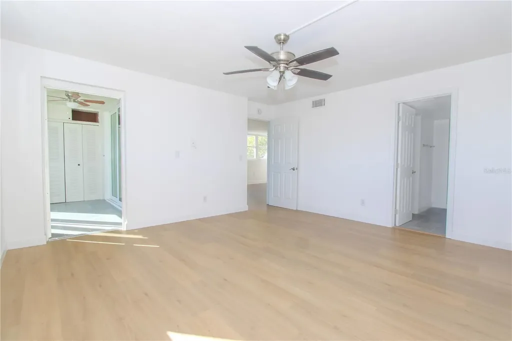 7425 Bay Island Drive S South Pasadena FL 33707