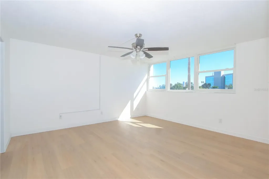 7425 Bay Island Drive S South Pasadena FL 33707