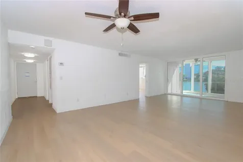 7425 Bay Island Drive S South Pasadena FL 33707