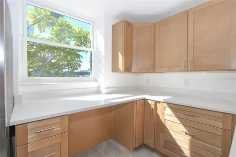7425 Bay Island Drive S South Pasadena FL 33707
