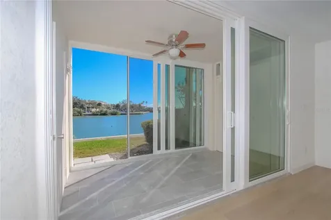 7425 Bay Island Drive S South Pasadena FL 33707
