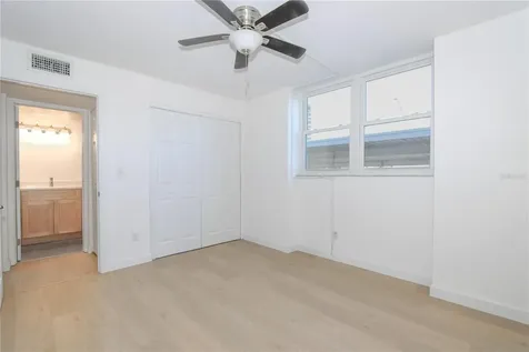 7425 Bay Island Drive S South Pasadena FL 33707