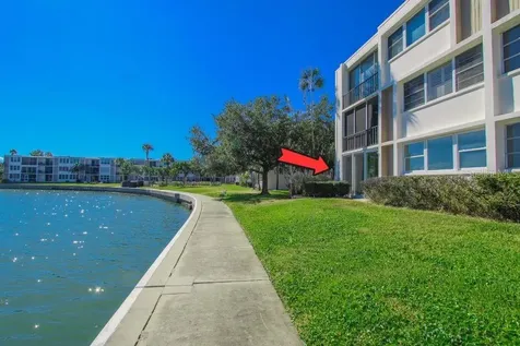 7425 Bay Island Drive S South Pasadena FL 33707