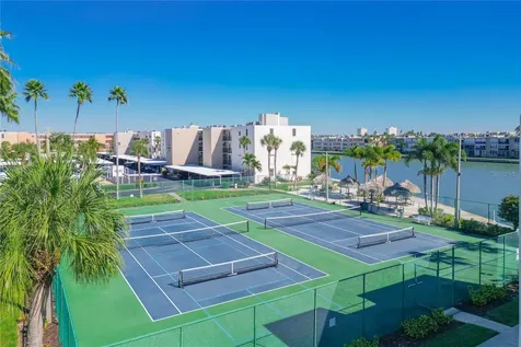 7425 Bay Island Drive S South Pasadena FL 33707