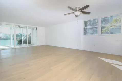 7425 Bay Island Drive S South Pasadena FL 33707