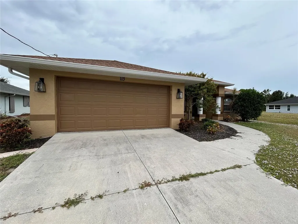 113 Mark Twain Lane Rotonda West FL 33947
