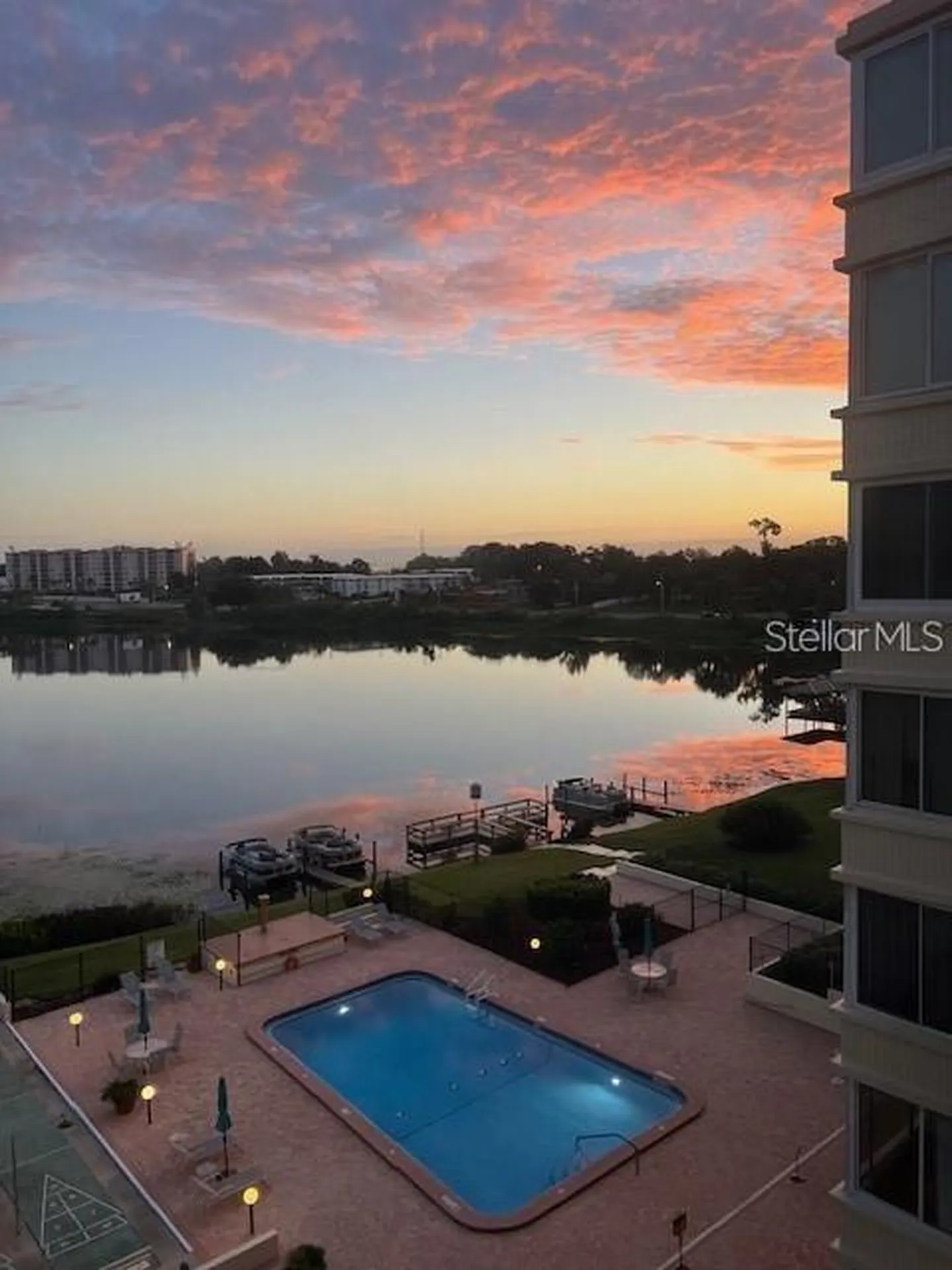 700 Mirror Terrace NW Winter Haven FL 33881