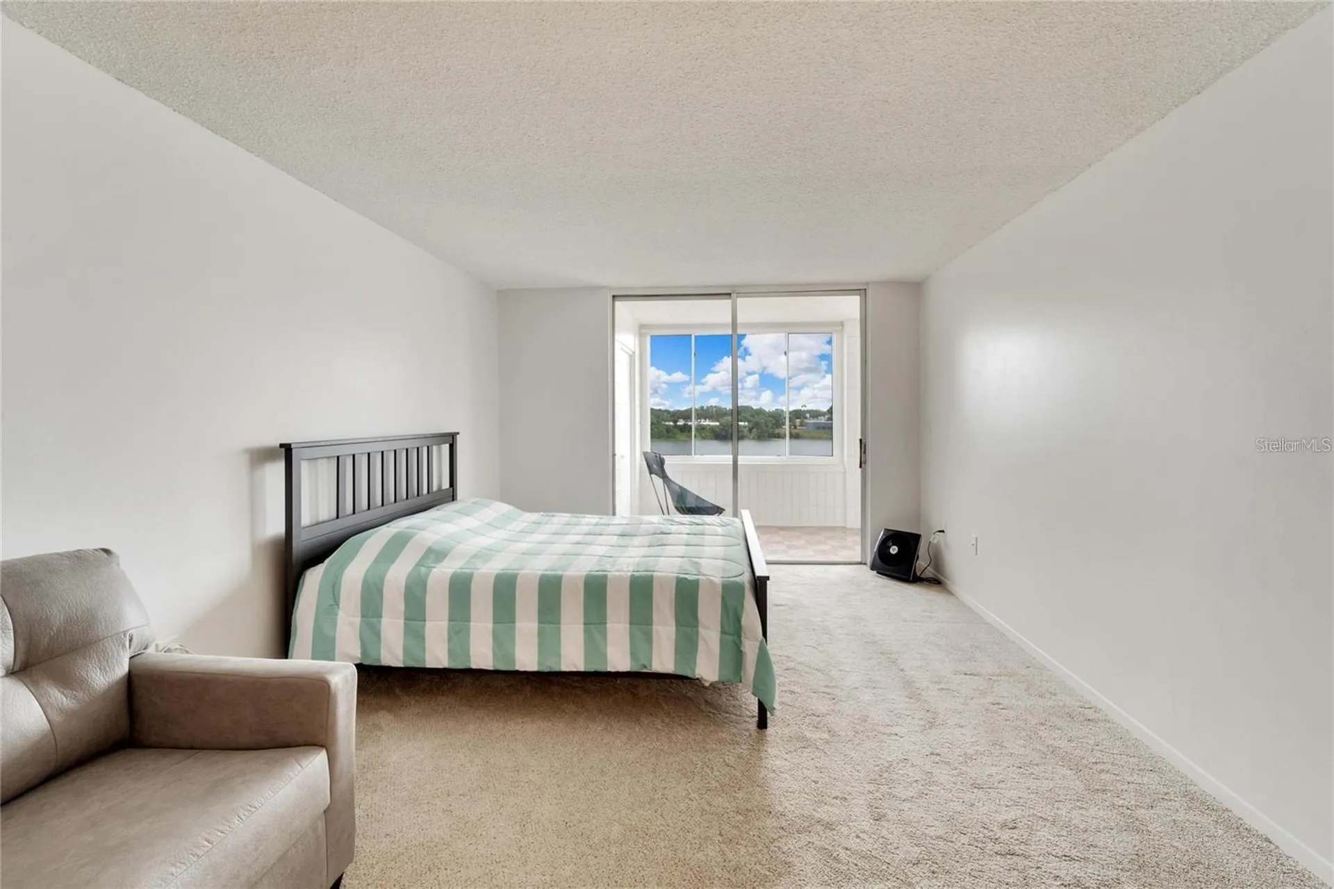 700 Mirror Terrace NW Winter Haven FL 33881