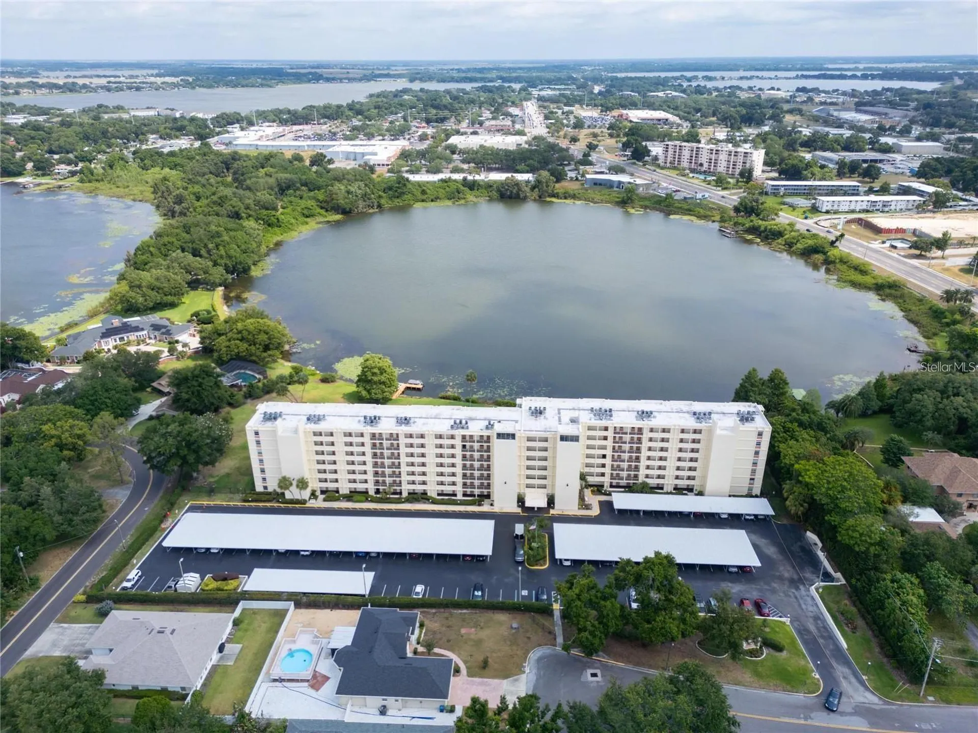 700 Mirror Terrace NW Winter Haven FL 33881