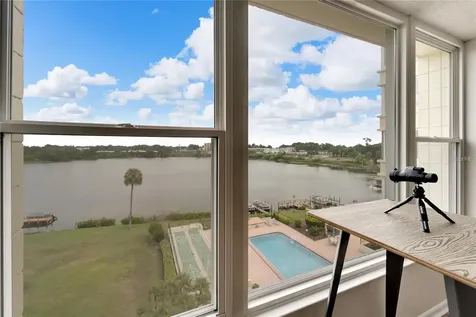 700 Mirror Terrace NW Winter Haven FL 33881