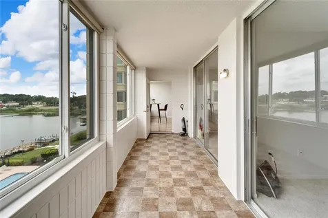 700 Mirror Terrace NW Winter Haven FL 33881
