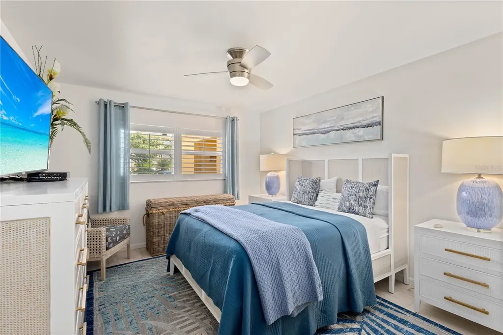 8630 Midnight Pass Road Sarasota FL 34242