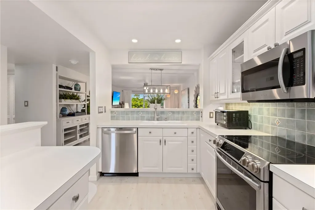 8630 Midnight Pass Road Sarasota FL 34242