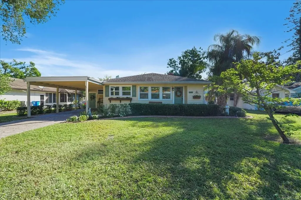 1407 21st Street W Bradenton FL 34205