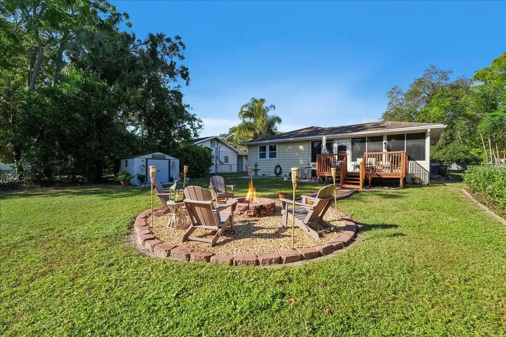1407 21st Street W Bradenton FL 34205