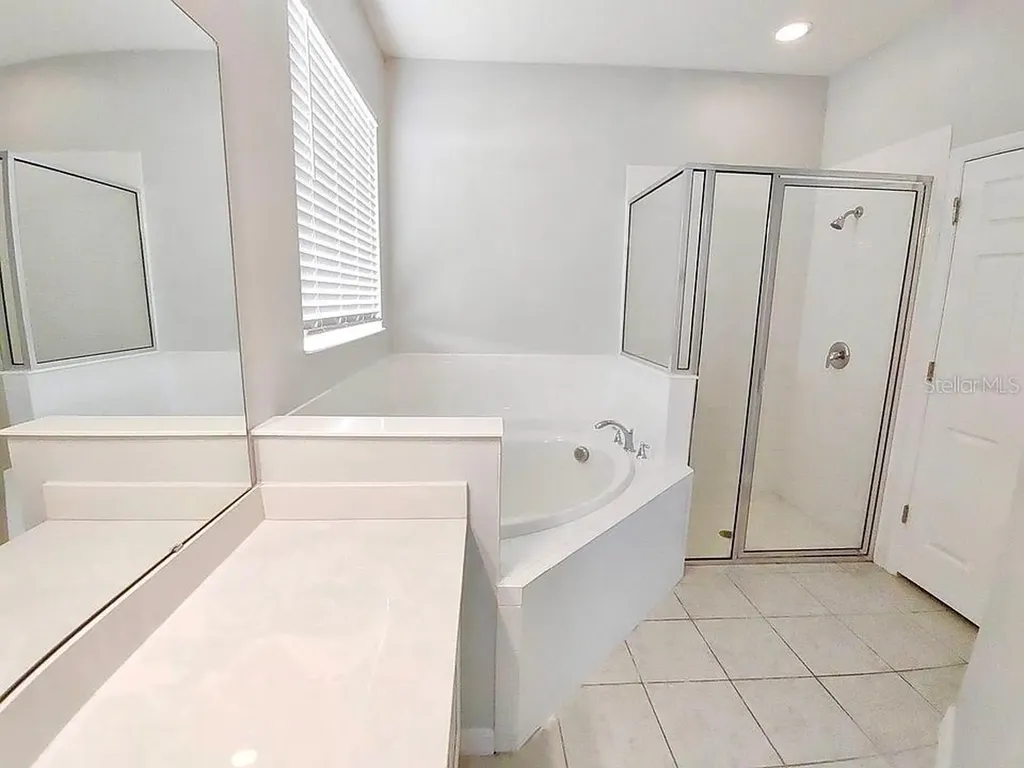 2143 Crofton Avenue Davenport FL 33837