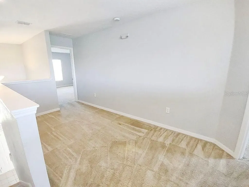 2143 Crofton Avenue Davenport FL 33837