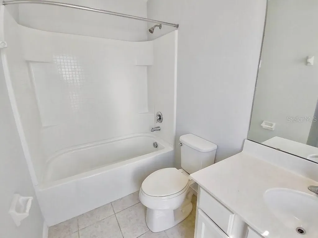 2143 Crofton Avenue Davenport FL 33837