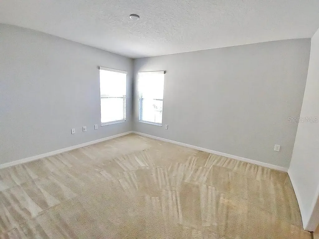 2143 Crofton Avenue Davenport FL 33837