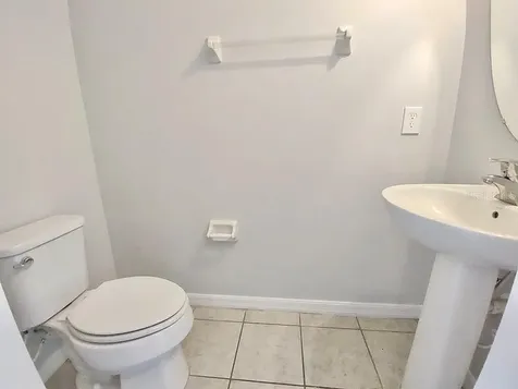 2143 Crofton Avenue Davenport FL 33837