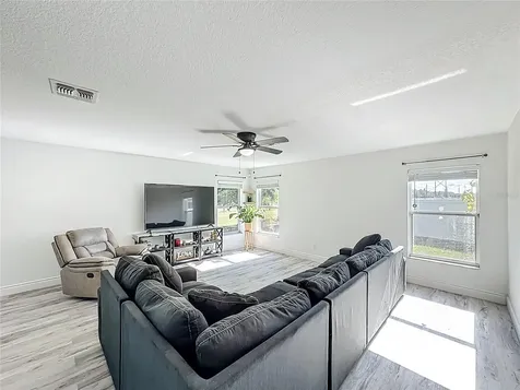 13841 Chihuly Court Orlando FL 32824