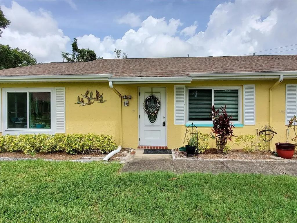 1907 Canterbury Lane Sun City Center FL 33573