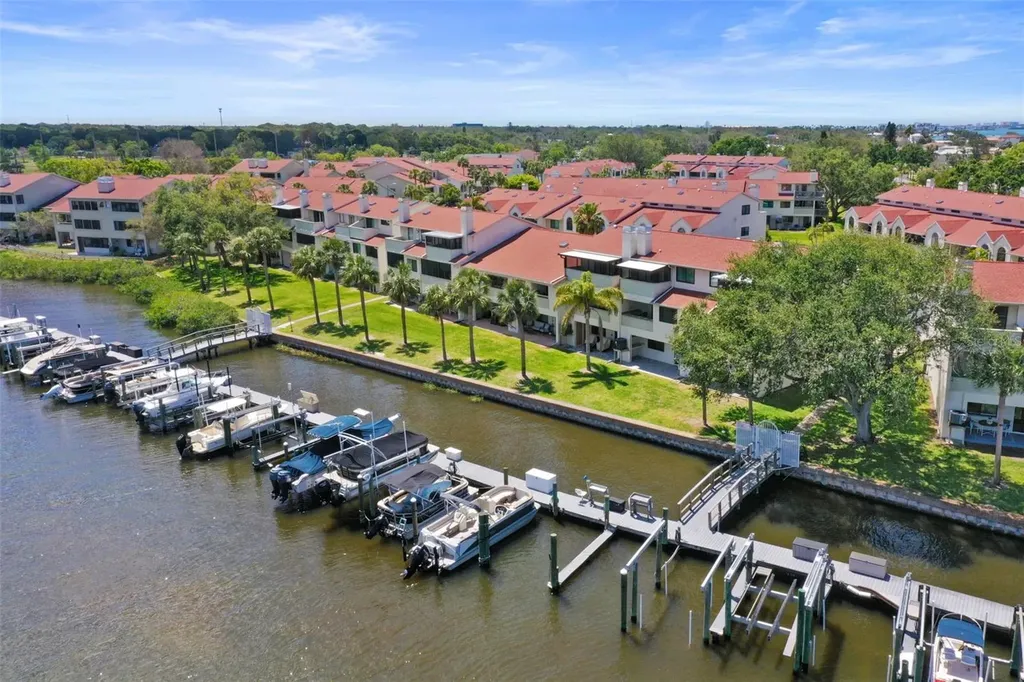 2363 Hanover Drive Dunedin FL 34698