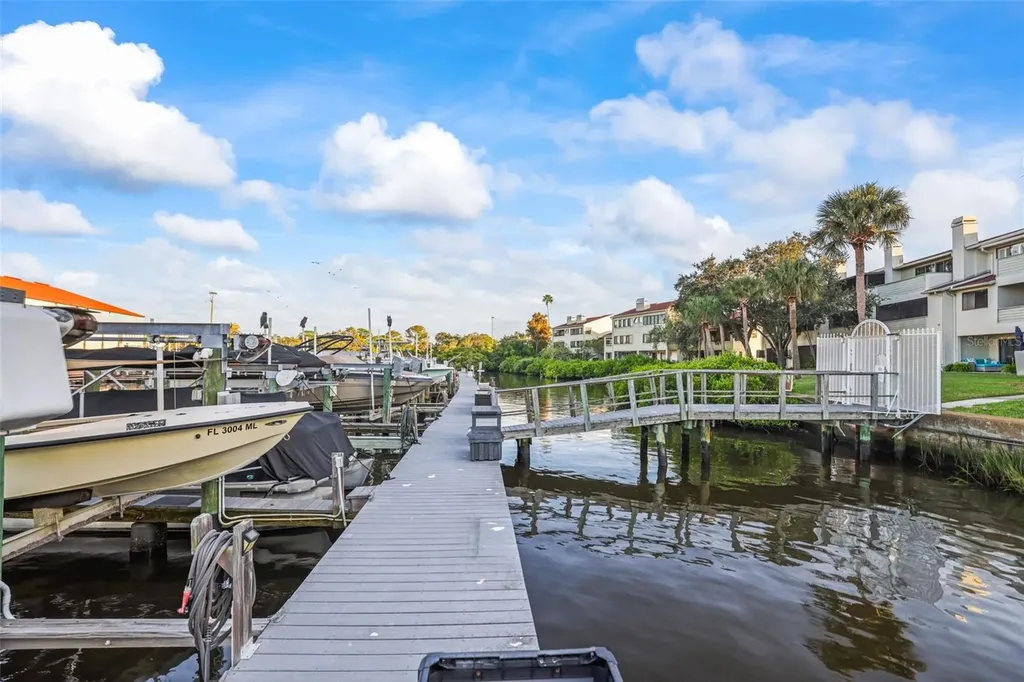 2363 Hanover Drive Dunedin FL 34698