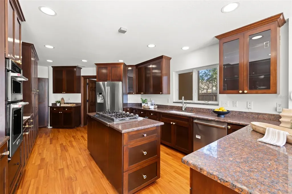 7240 Dr Martin Luther King Jr Street S St Petersburg FL 33705