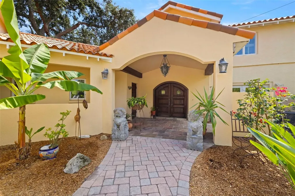 7240 Dr Martin Luther King Jr Street S St Petersburg FL 33705