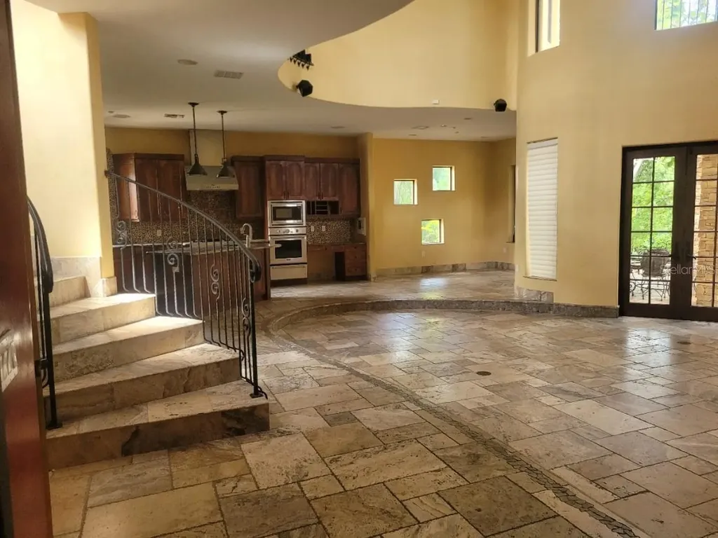 1953 Freedom Drive Clearwater FL 33755