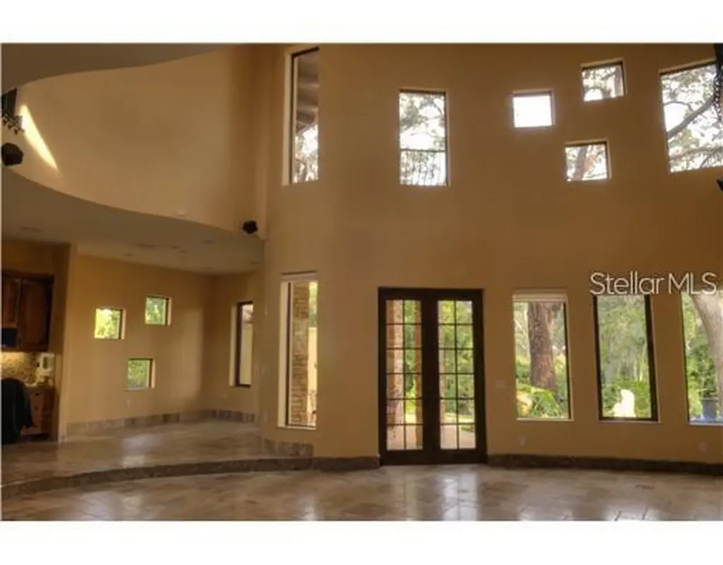 1953 Freedom Drive Clearwater FL 33755