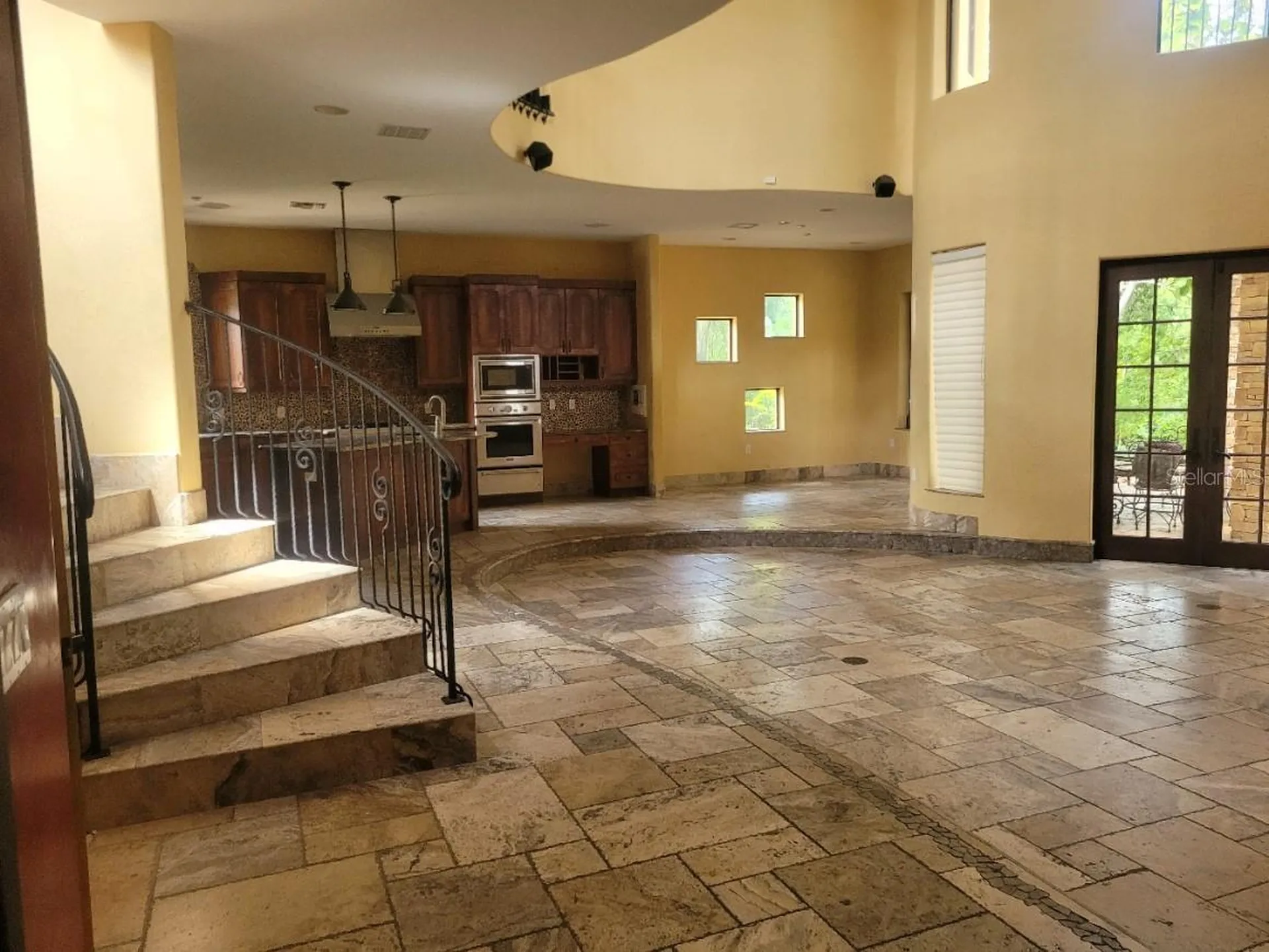 1953 Freedom Drive Clearwater FL 33755