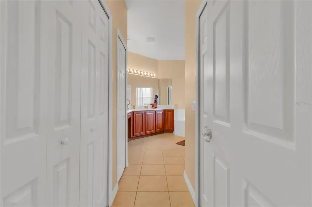 2620 Meadow View Court Kissimmee FL 34746