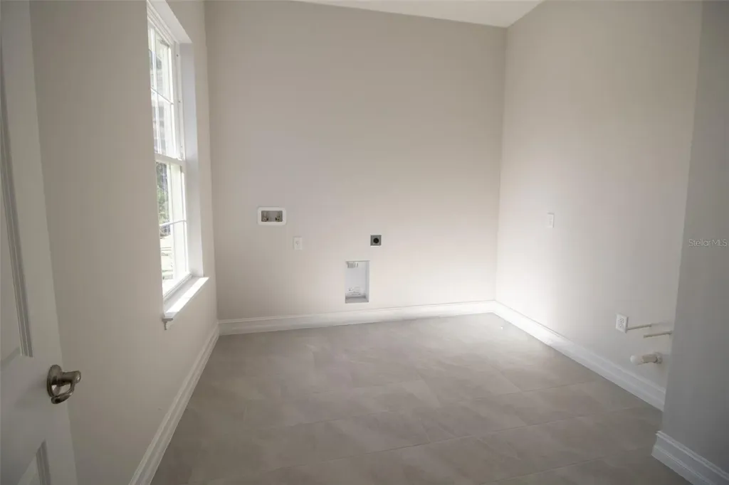 2915 W Goldenrod Drive Beverly Hills FL 34465