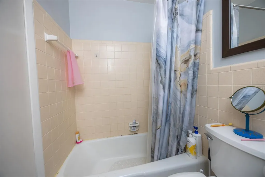 501 NW 15th Avenue Gainesville FL 32601