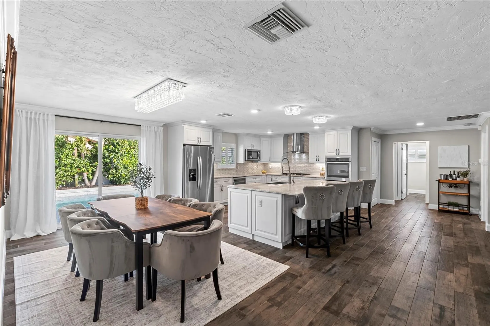 4592 40th Street S St Petersburg FL 33711