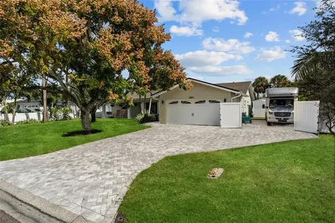 4592 40th Street S St Petersburg FL 33711