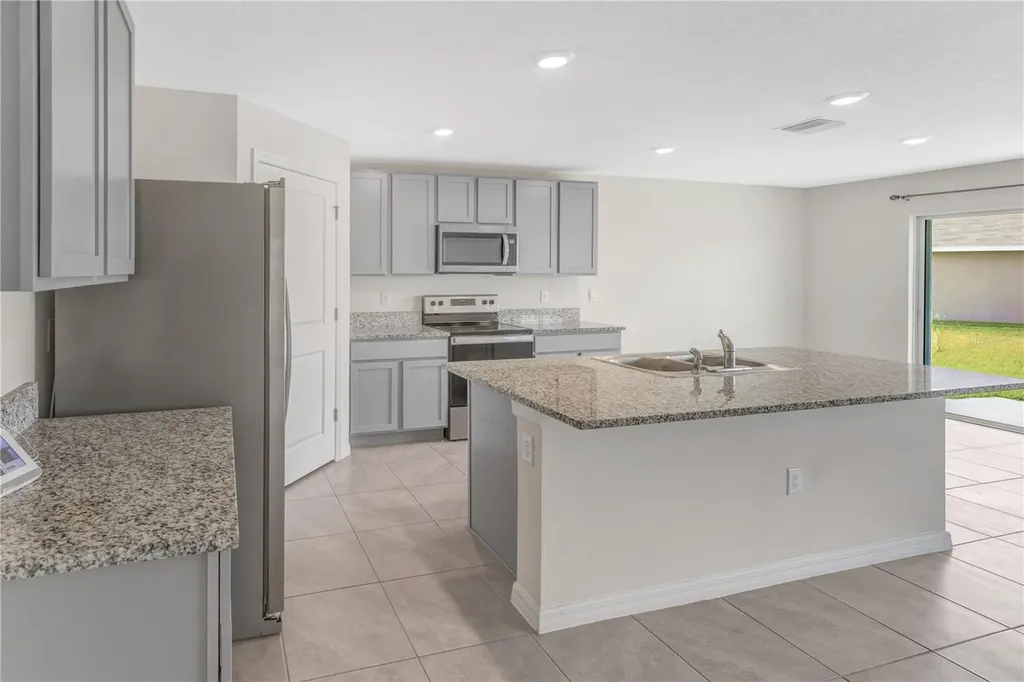 5106 Plumeria Drive Wimauma FL 33598